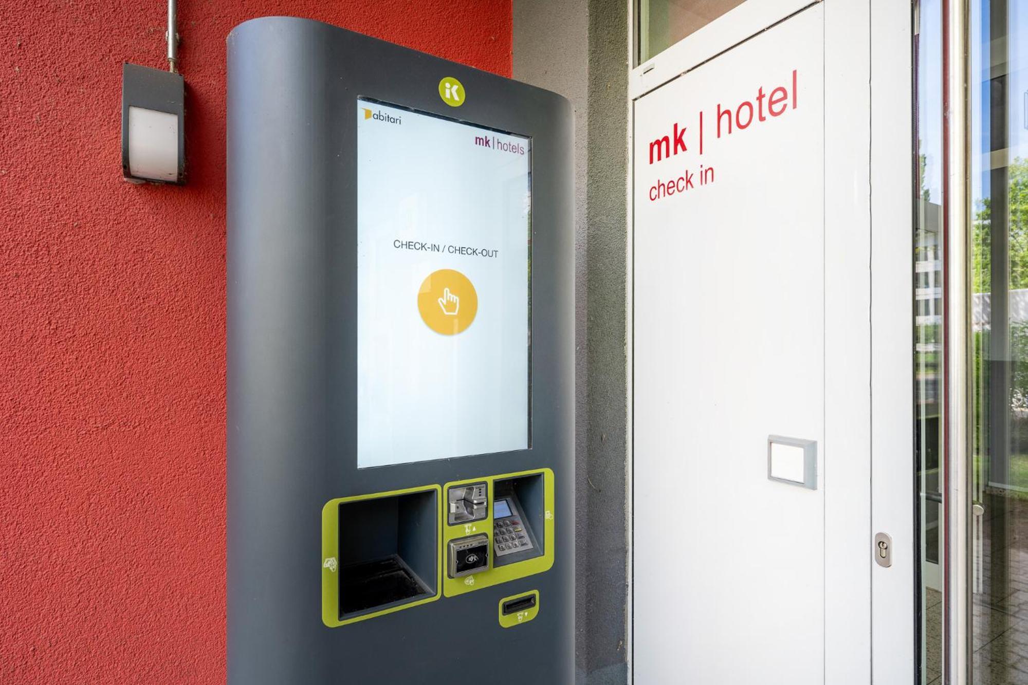 Mk Hotel Berlin Exterior photo